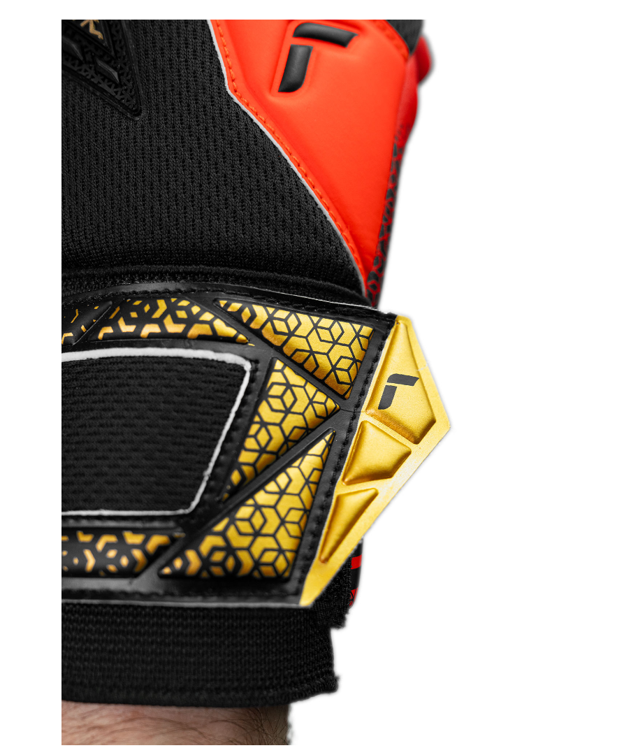 Captura de pantalla 2025-04-28 231133