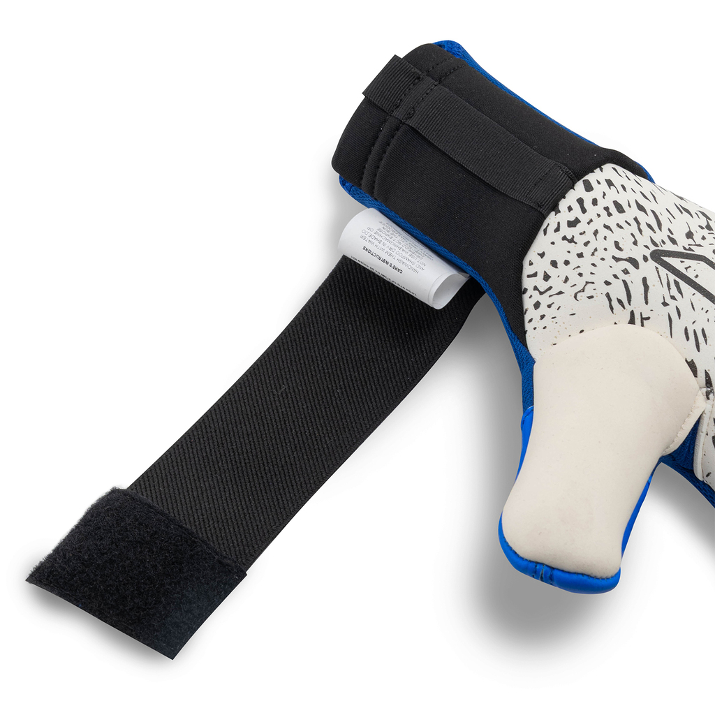 aries-x-prime-azul-blanco-d4-8d2bbdc1035f7afdf617497647660787-1024-1024