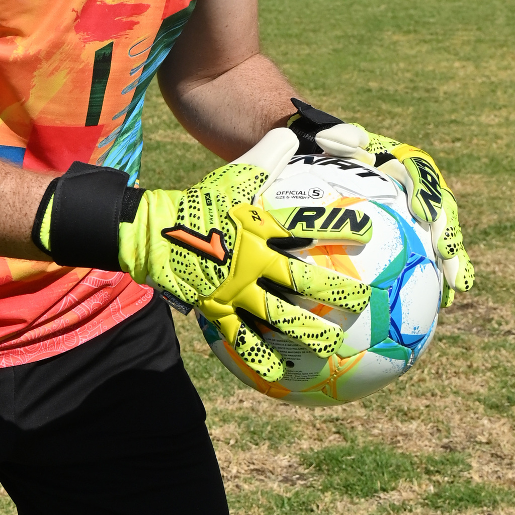 xtreme-guard-dominius-alpha-amarillo-blanco-d5-d4518330d8f47f2f7417503792767652-1024-1024