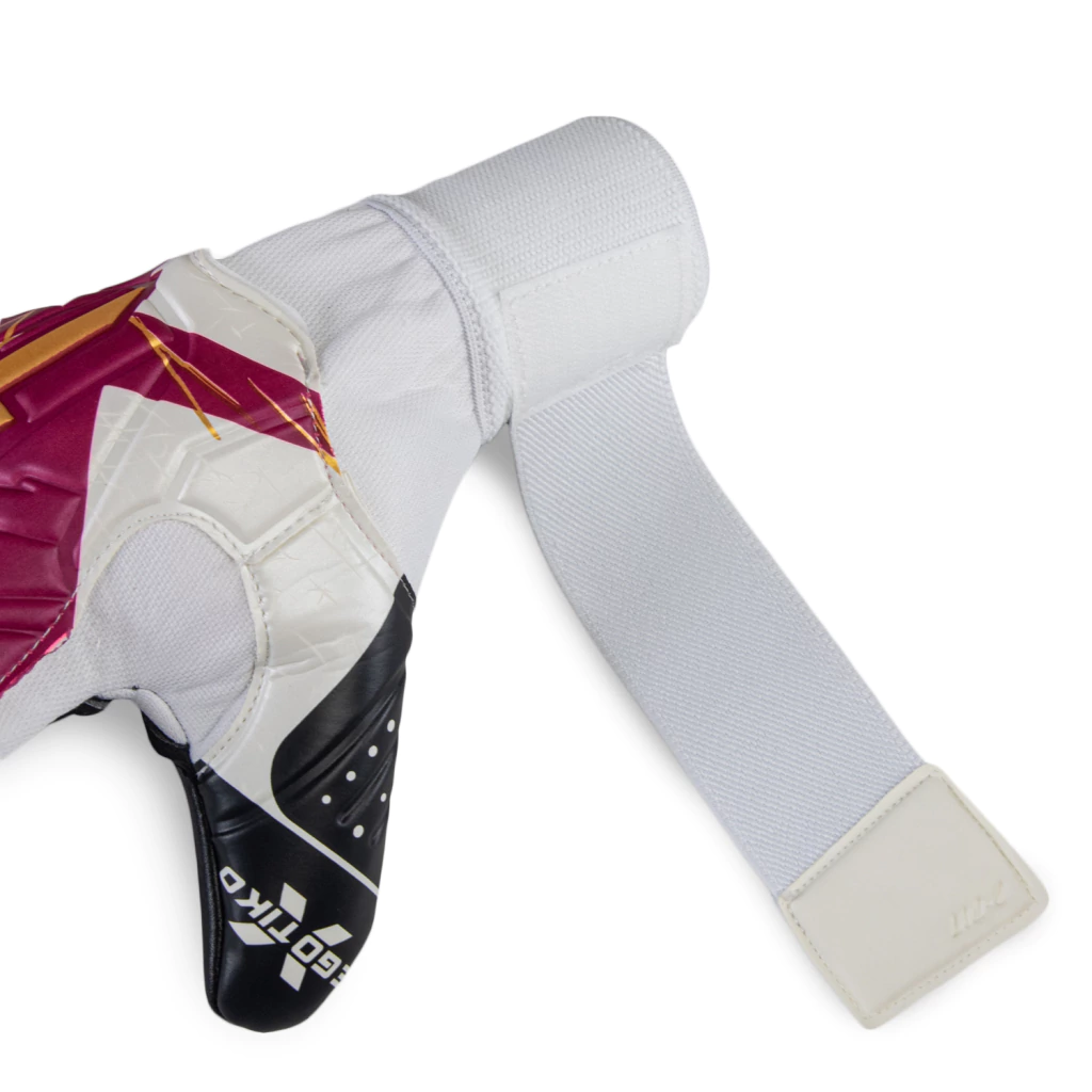 egotiko-x-training-spines-blanco-vino-negro-d3-15b2b368d0af4875cb17629029272606-1024-1024